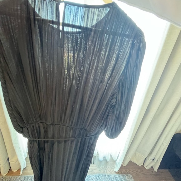 H&M Dress - Picture 2 of 2